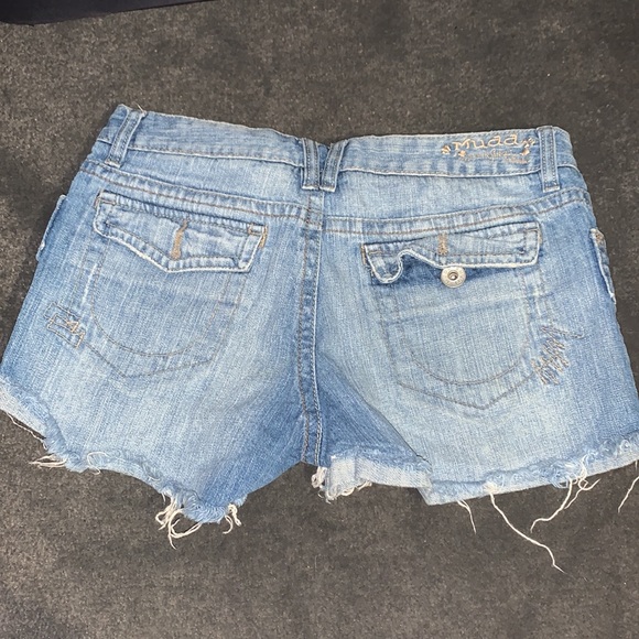 Jean shorts - Picture 2 of 3